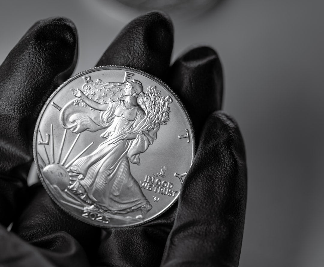 Silver Price Chart Live: Watching the Market Like a Hawk