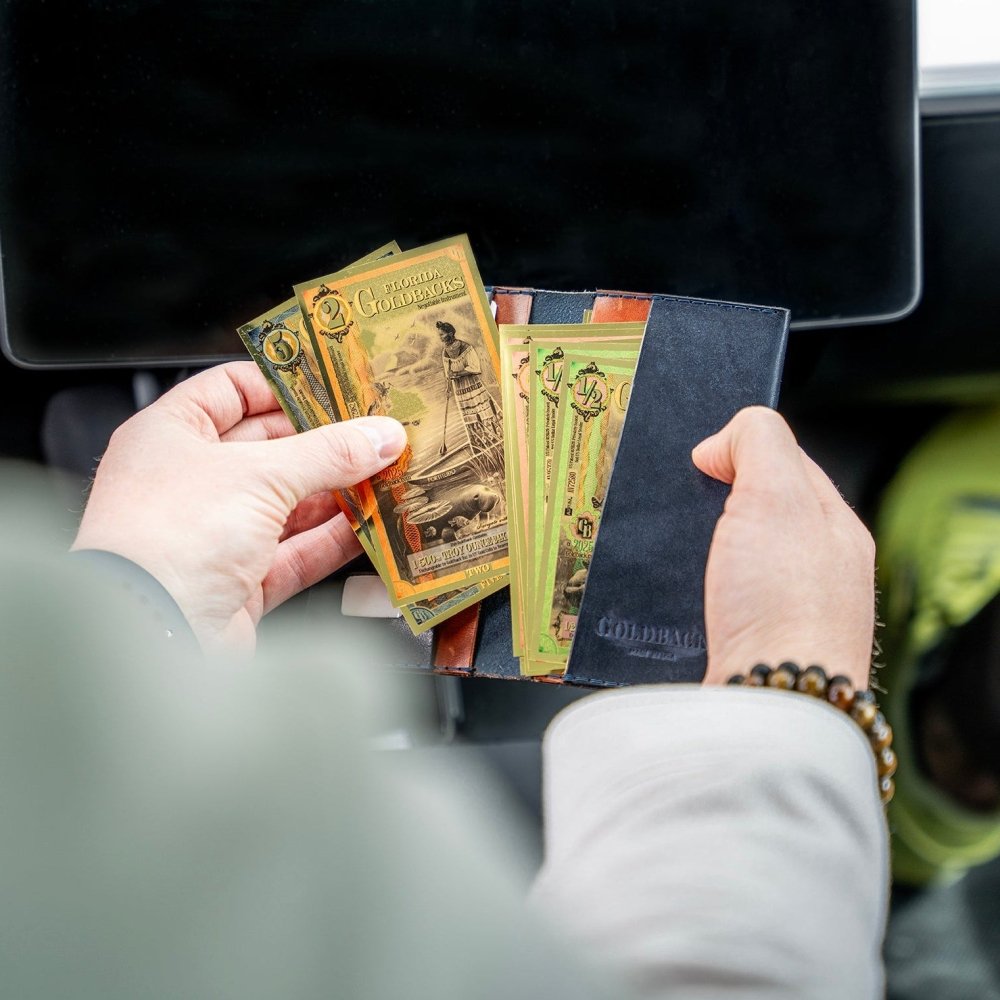 Goldback - The Wayfarer Wallet - Summit Metals
